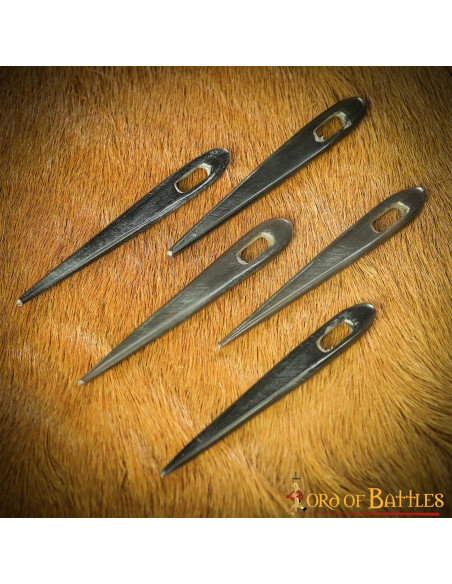 Set 5 agujas vikingas en cuerno (6 cm.)