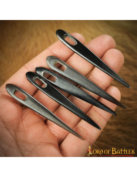 Set 5 agujas vikingas en cuerno (6 cm.)