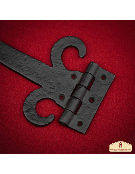 Mittelalterliches Scharnier für...