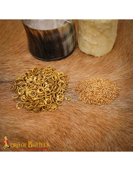 Ronde messing ringen met maliënkolven...