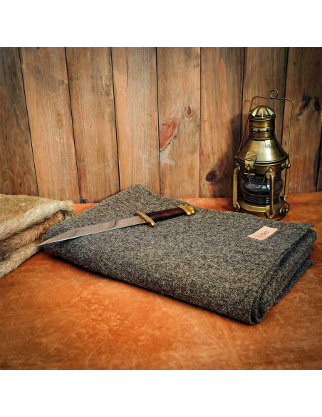 Manta medieval de lana tejido...