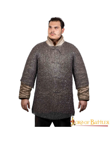 Stalen maliënkolder met halve mouw...