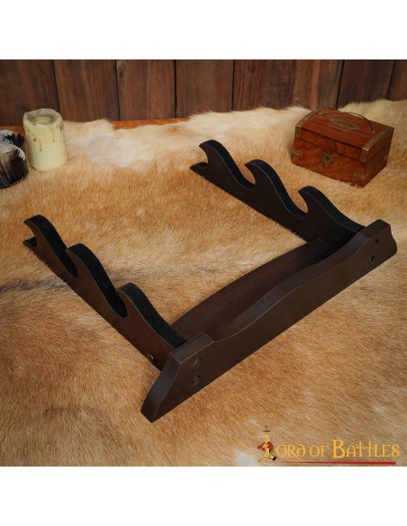 Dreistufiger Tischständer aus Holz...