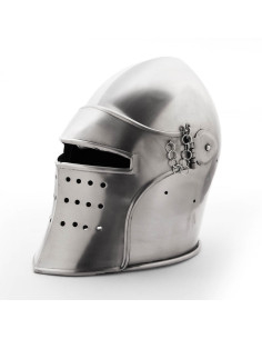 Bacinete medieval con visera desmontable, siglo XV