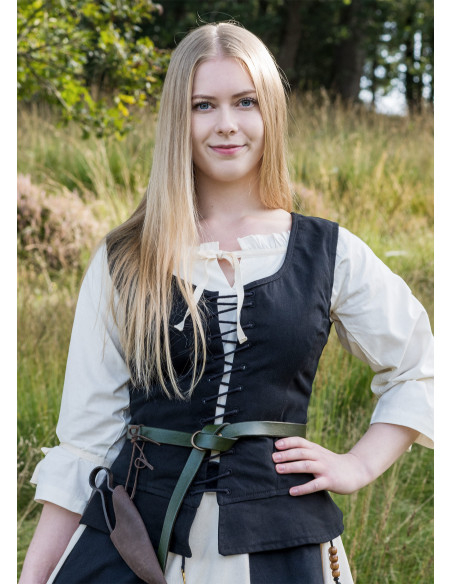 Tilda model middelalderlig overdel i...