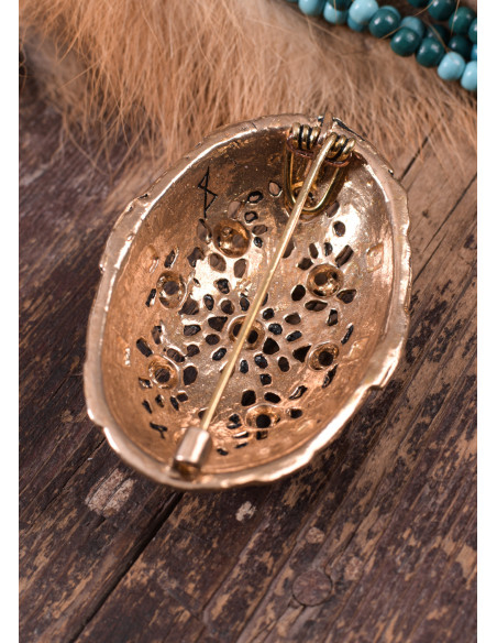 Håndlavet fantasy oval vikingebroche