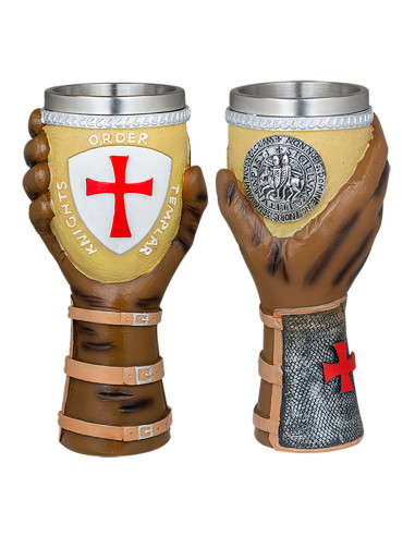 Copa con mano orden caballeros templarios (18 cm.)