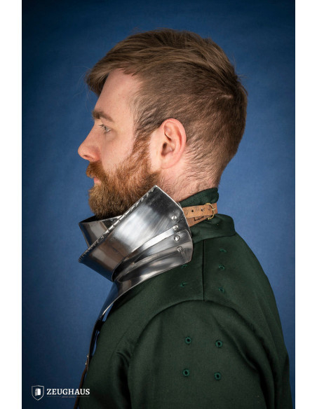 Gorjal medieval articulado en acero...