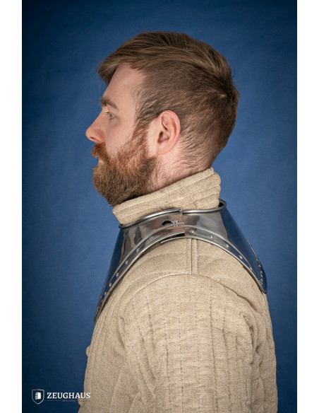 Middelalderlig spids kløft i poleret...