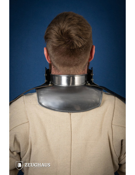 Gorget med Bevor i poleret blødt stål