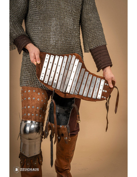 Mittelalterliche Beinrüstung aus...