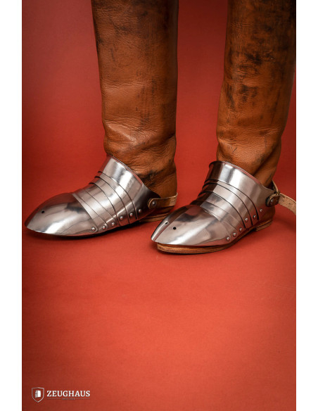 Middelalderlige segmenterede scarps i...