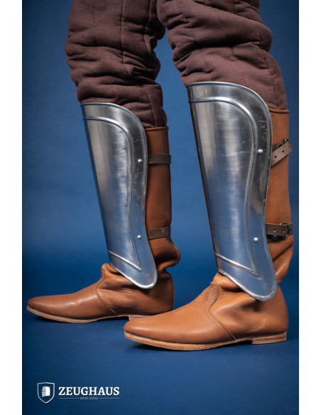 Klassische Beinschienen für Krieger...