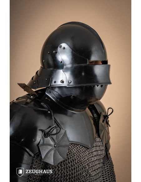 Duitse Sallet-helm in gepolijst...