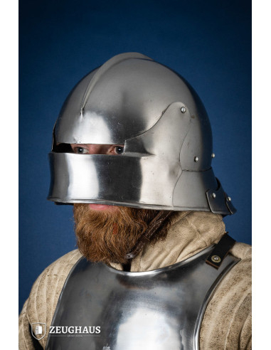 Deutscher Schallerhelm aus dem 15. Jahrhundert, polierter Stahl (1,6 mm).