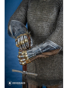 Deutsche mittelalterliche Panzerhandschuhe aus Stahl und... 2