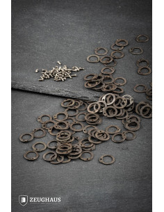Flade ringbrynjeringe med rustfri stålnitter. (9 mm)