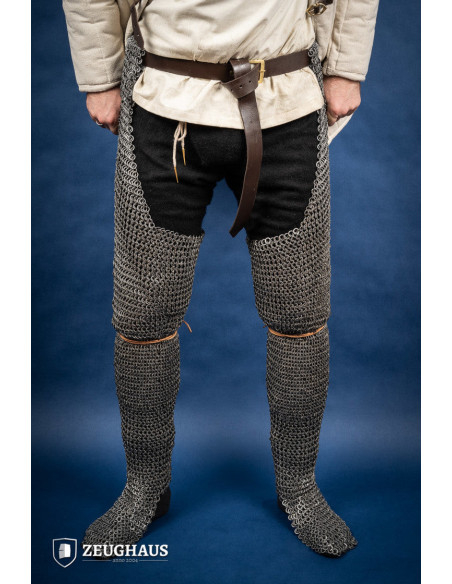 Mittelalterliche Beine, Kettenhemd,...