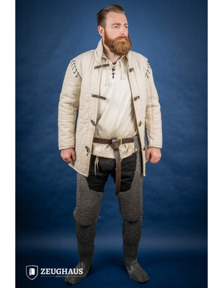 Piernas medievales cota de malla...