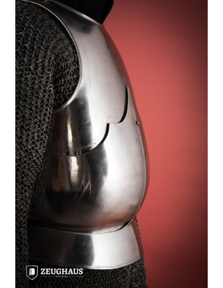 Peto medieval Siglo XV. acero pulido...