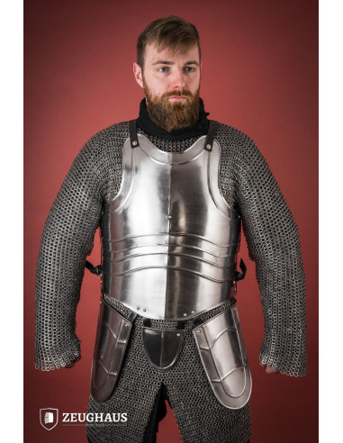 Coraza medieval guerrero con escarcelas acero pulido