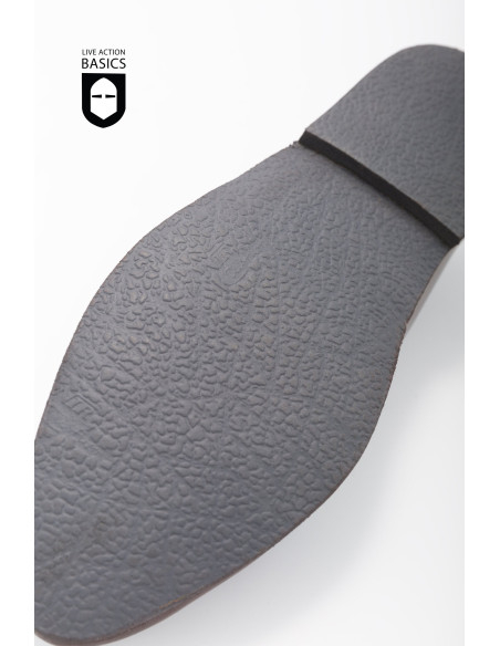 Middelaldersko med knude i siden