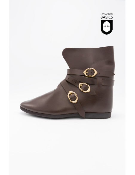 Botas altas medievales con cierre...