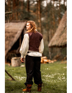 Middelalderhåndstrikket vest Irvin, brun 2