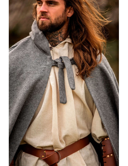 Capa medieval corta cierre correas...