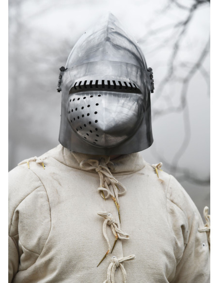 Bacinete medieval castillo Churburg,...