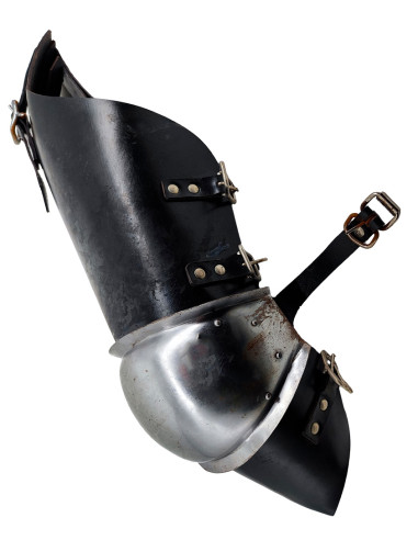 Mittelalterliche Beine aus Leder und Stahl – renoviert