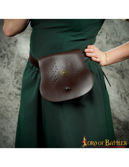 Bolso medieval redondo con chapa