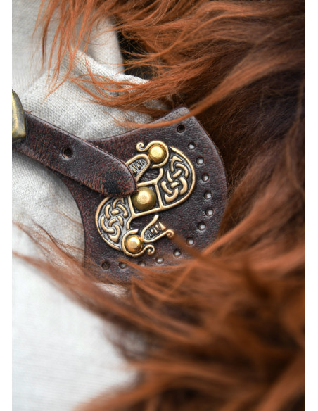 Sluiting van middeleeuwse leren cape...