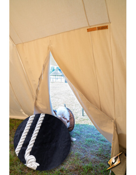 Zwarte middeleeuwse tent voor...