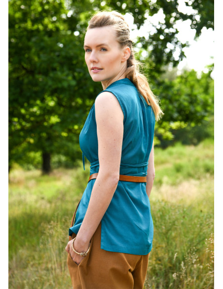 Blusa medieval modelo Levke en...