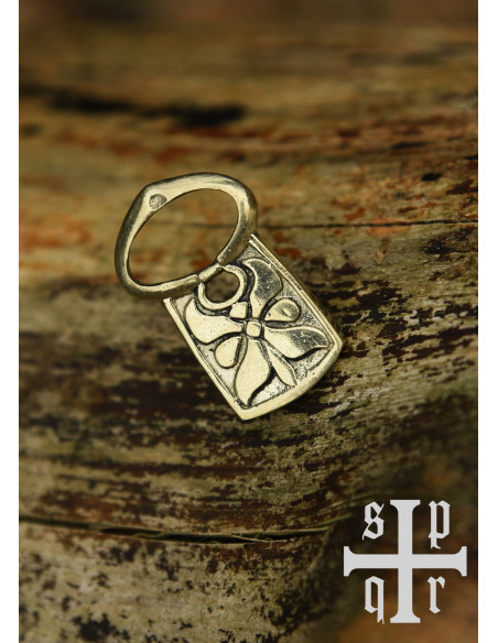 Middeleeuwse koperen riemgesp...