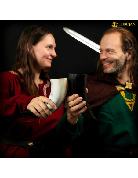 Cuerno vikingo para beber con bolsa...