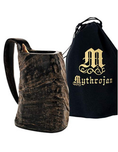 Jarra medieval de cuerno para beber, con bolsa