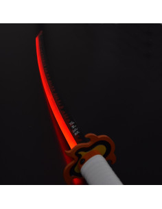 Katana Rengoku Kyojuro de Kimetsu No Yaiba, hoja con LED 2