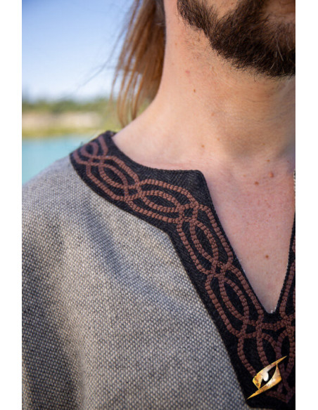 Middelalderlig tunika til mænd model...