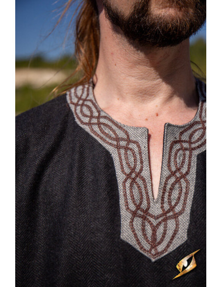 Middelalderlig tunika til mænd model...