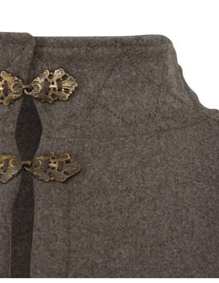 Mittelalterlicher Wollumhang Modell...