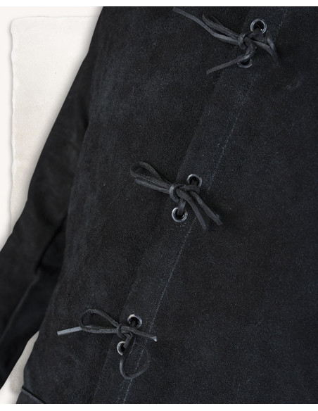 Abrigo medieval piel de ante modelo... Abrigo medieval piel de ante modelo...