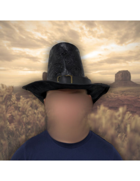 Sombrero de copa alta en cuero negro