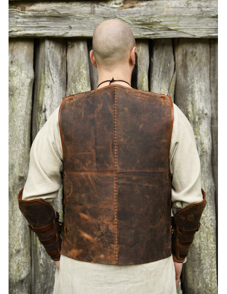 Peto medieval cuero modelo Sindri,...