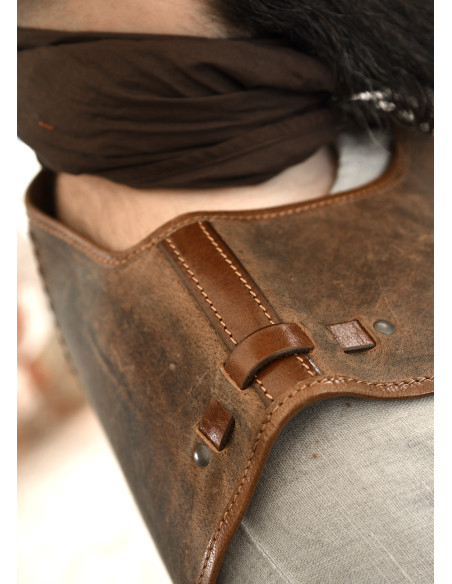 Peto medieval cuero modelo Sindri,...