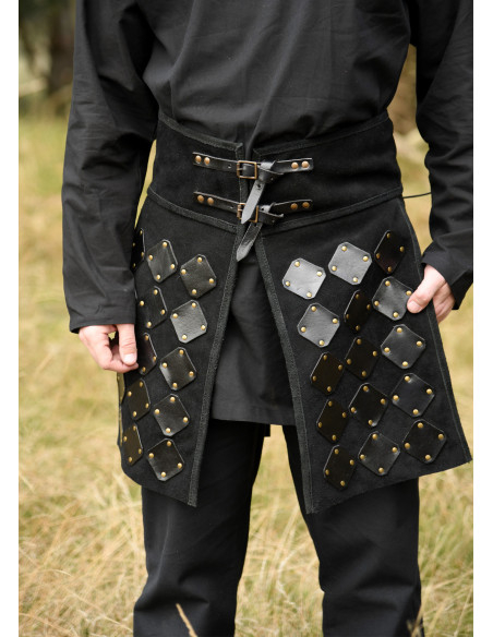 Mittelalterlicher Rock aus Wildleder...