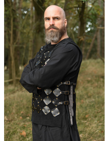 Peto medieval cuero modelo Vares,...