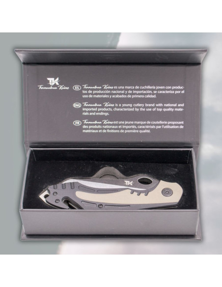 Redningskniv fra Tramuntana Knives...