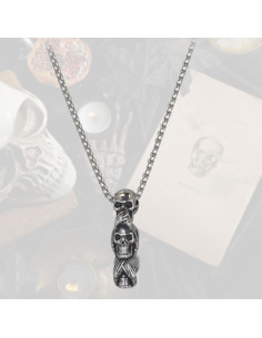 Colgante gótico con 3 calaveras sabias (4 cm.)